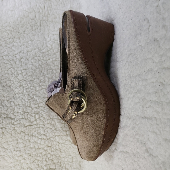 Cole Haan G Series Slip On Suede Leather Heeled Clogs Tan Gold Brown 10B - Picture 1 of 4